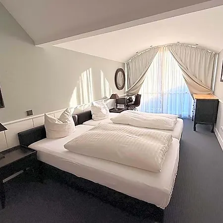 Hotel Village
